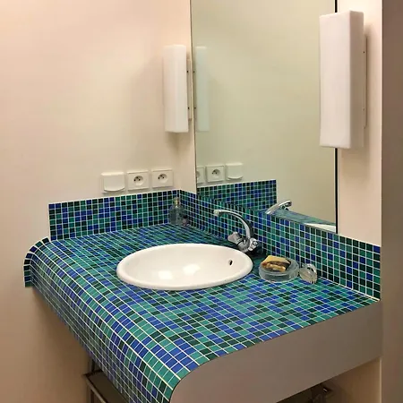 Maison Avec Vue Exceptionnelle Et Grand Jardin